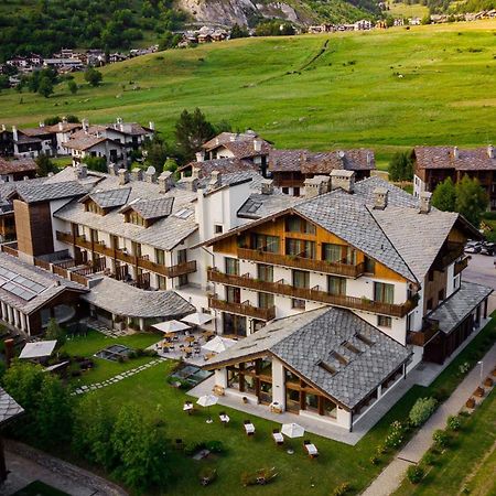 Montana Lodge & Spa, By R Collection Hotels La Thuile Eksteriør billede