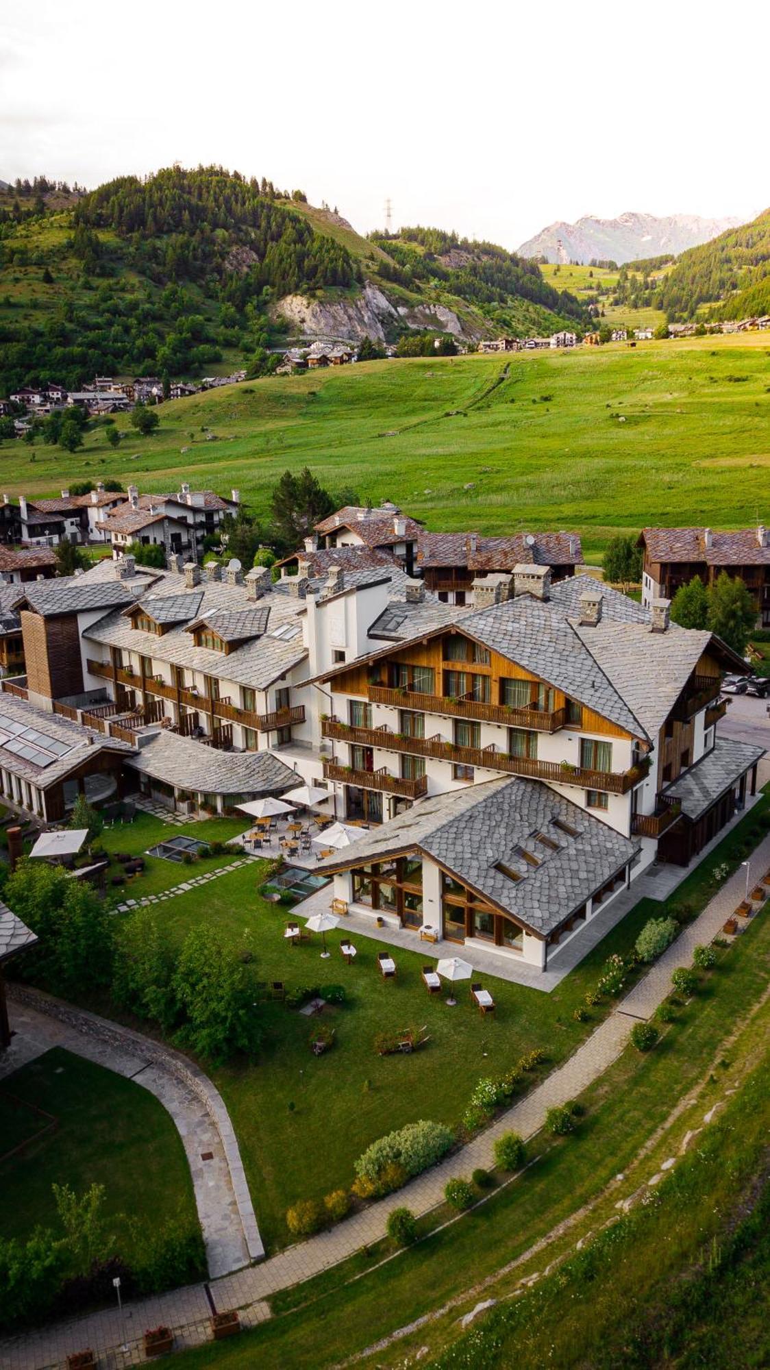Montana Lodge & Spa, By R Collection Hotels La Thuile Eksteriør billede